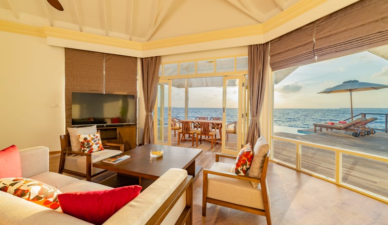 indian-ocean-holidays-maldives-siyam-world-maldives-two -bedroom-grand-water-pavilion-with-slide